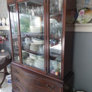 diningroom_180157_woodenLargeHutch
