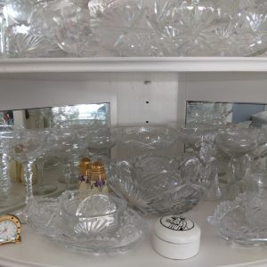 diningroom_180349_crystalGlasses