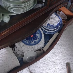 diningroom_090517_fineChinaInDrawer