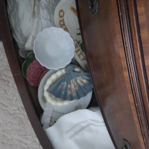 diningroom_090715_finePlatesInDresser