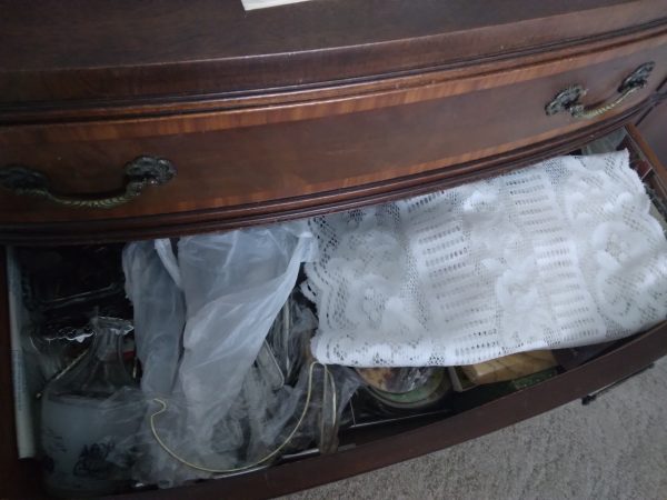diningroom_090731_lininDrawer