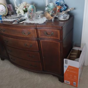 diningroom_115920789_diningDresser