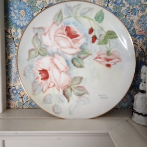 1002208_plates_084324143_roses