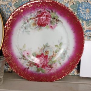 1002217_plates_084415497_red