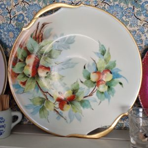 1002218_plates_084419781_apples_goldrim