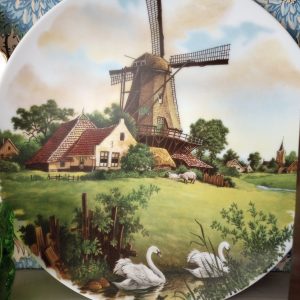 1002233_plates_084627815_dutchmill