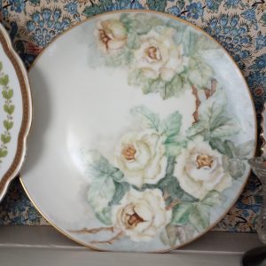 1002235_plates_084637008_yellowRoses