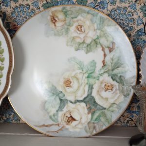 1002236_plates_084637329_yellowRoses