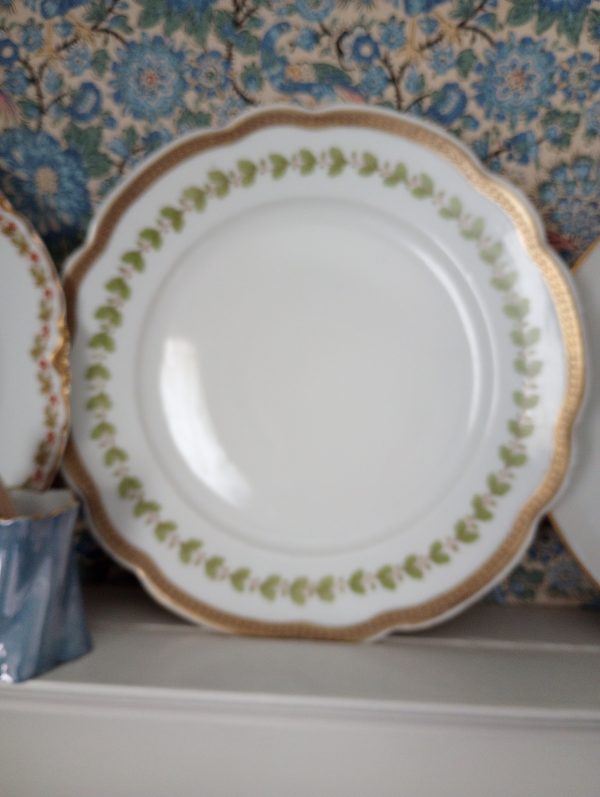 1002237_plates_084641246_goldRim