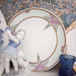1002239_plates_084652901_decco