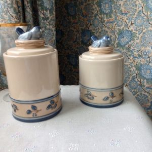 1002250_plates_084949614_jarsBird