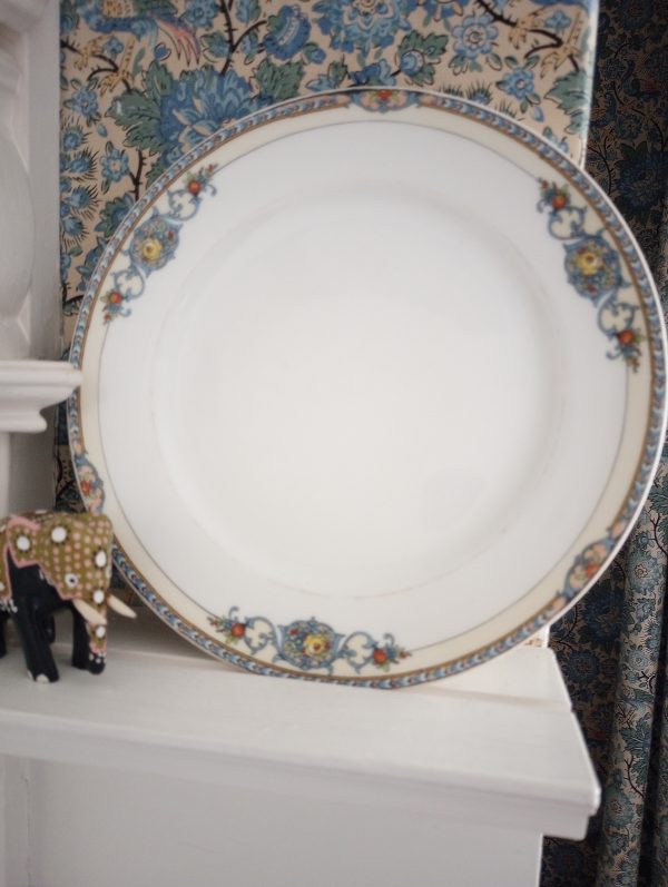 1002263_plates_085148984_white