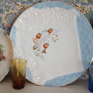 1002267_plates_085206954_napkin