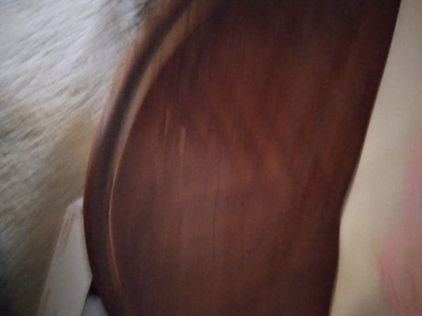 1003110_tvroom_175546_halfTable