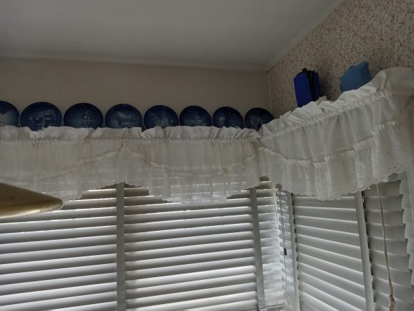 1004103_kitchen_140816_blueplates03