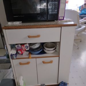 1004113_kitchen_180450_microwaveStand1