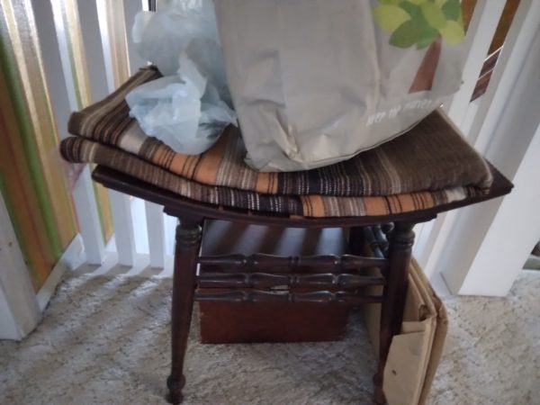 1004304_stairs_181627_curvedSeat