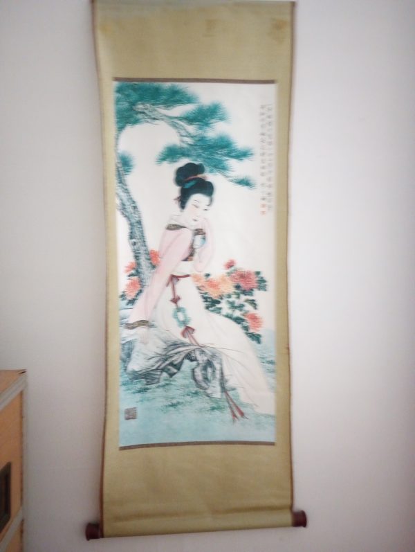 1006131_bedroom1_181412228_wallHanging