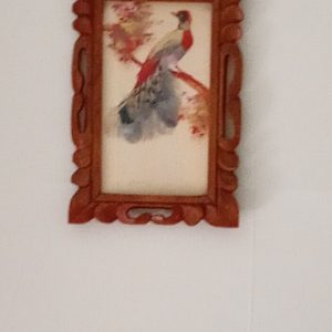 1006142_bedroom1_181612693_featheredBirdFrame