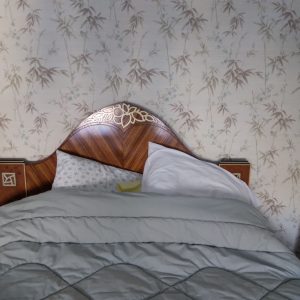 1007103_bedroom2_181250_macassarEbonyHeadboard