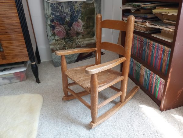 1007131_bedroom2_115010659_woodenChildsRockingChair