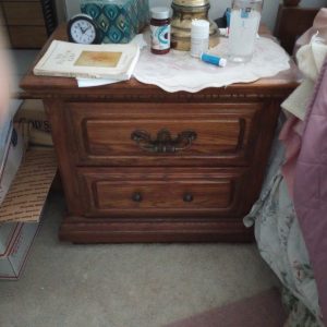 121606057_bedTable