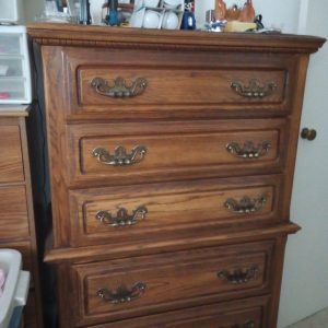121617855_dresser