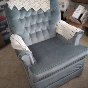145206941_blueChair