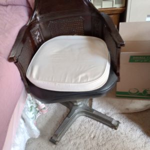150736499_chair