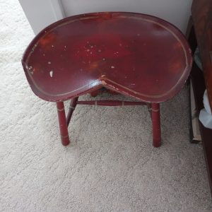 livingroom_150220433_curvedStool