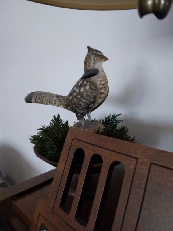 livingroom_182153_woodenPhesantBird01
