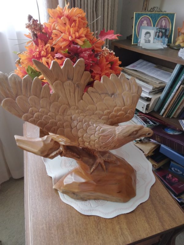 livingroom_182515_woodenFlyingBird