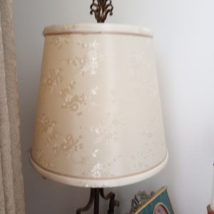livingroom_45844621_Lamp